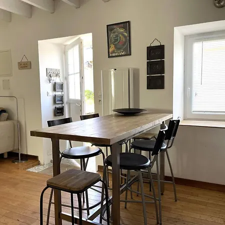 Сasa de vacaciones Maison De Charme Avec Terrasse, A 900m Du Port De - 5 Pers, 2 Chambres, Bien Equipee - Fr-1-368-421 Perros-Guirec