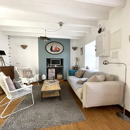 Сasa de vacaciones Maison De Charme Avec Terrasse, A 900m Du Port De - 5 Pers, 2 Chambres, Bien Equipee - Fr-1-368-421 Perros-Guirec